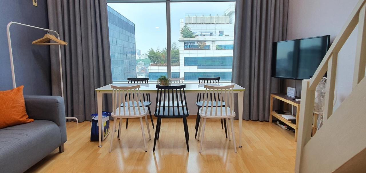 Jsm Studio Hongdae Seoul Exteriör bild